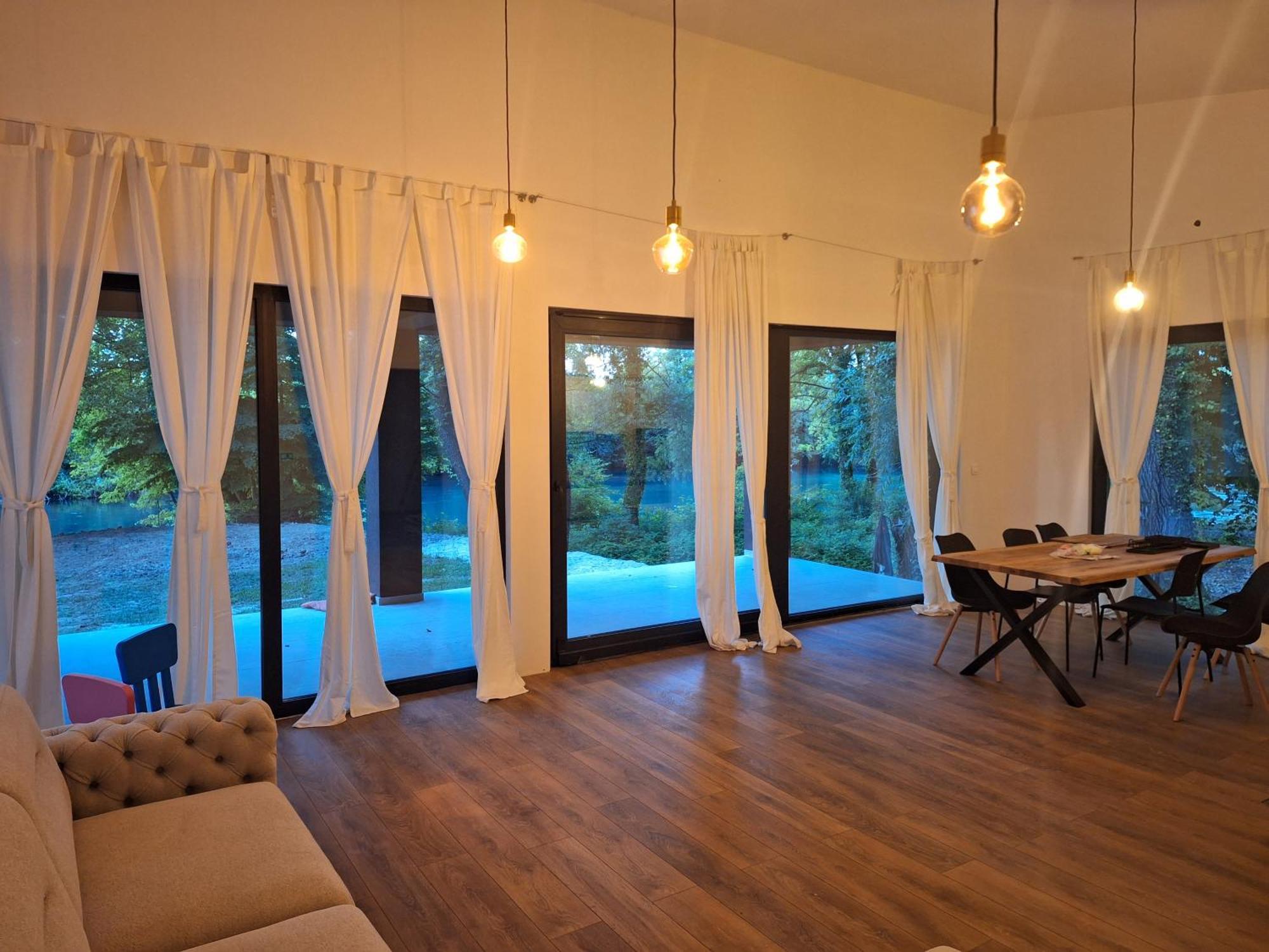 Farah Superior Apartments Bihać Rom bilde