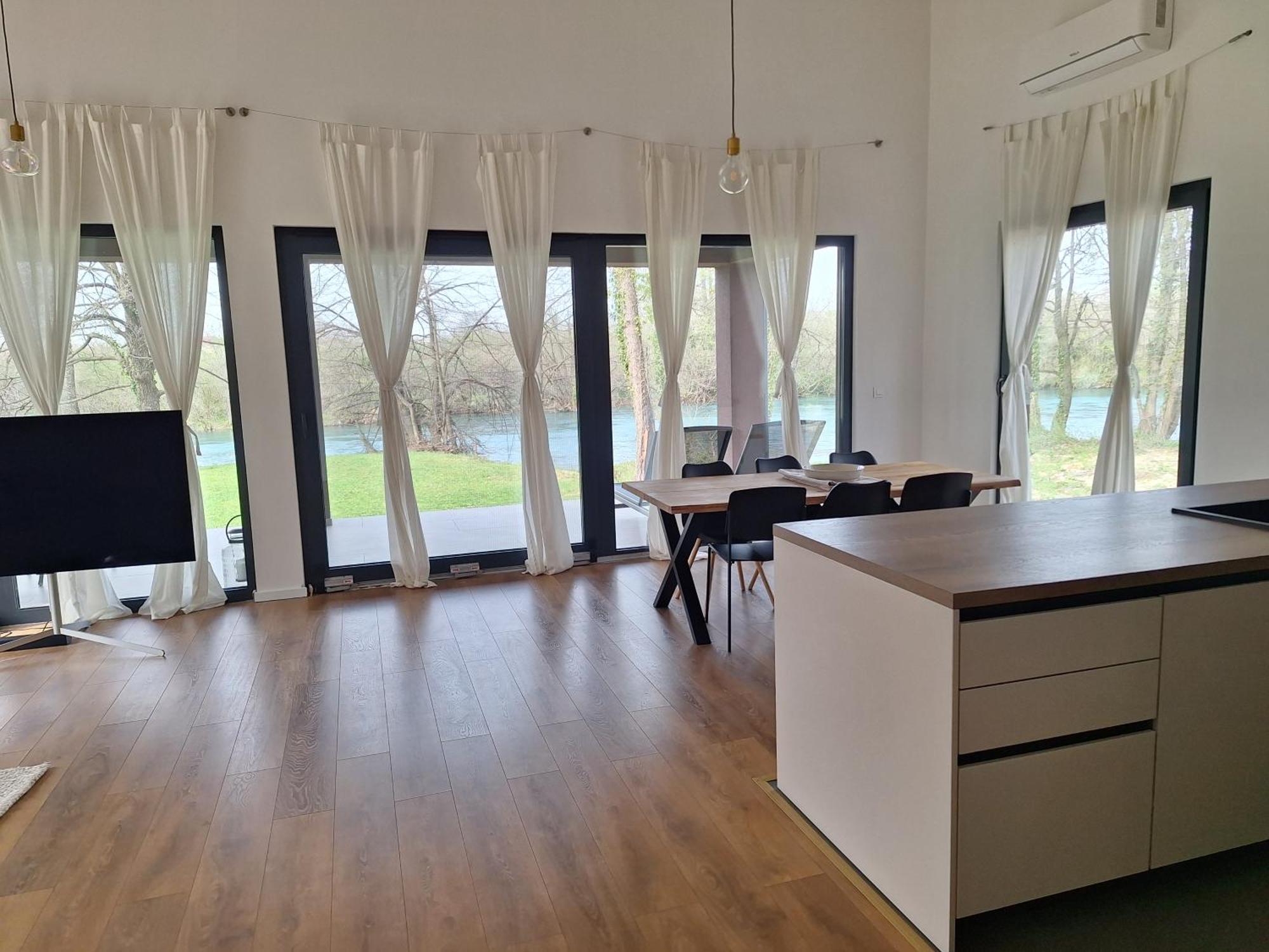 Farah Superior Apartments Bihać Rom bilde